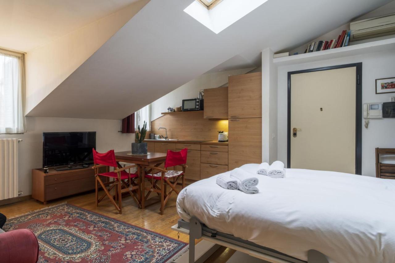 Апартаменты Easylife - Accogliente Monolocale In Zona Navigli Милан Экстерьер фото